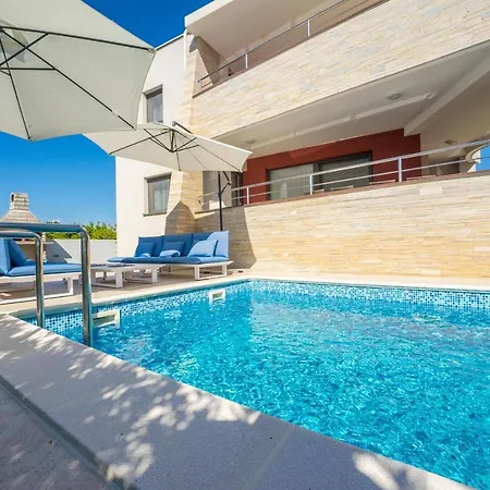 Zatona Sunset With Heated Swimming Pool