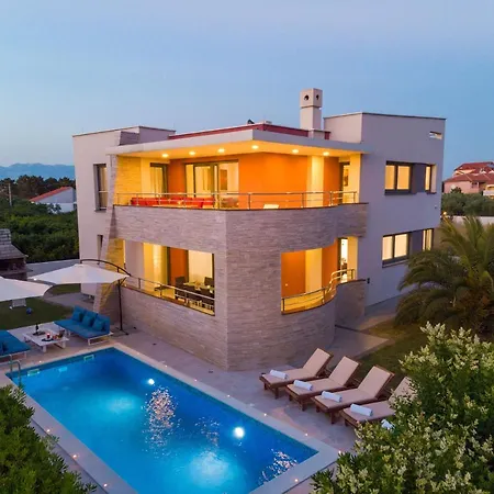Zatona Sunset With Heated Swimming Pool Villa *