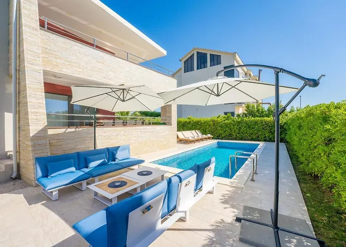 Villa Zatona Sunset With Heated Swimming Pool