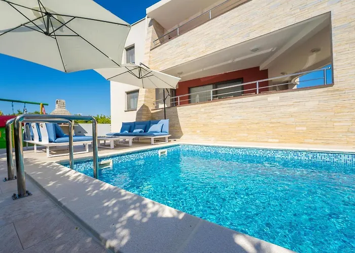Zatona Sunset With Heated Swimming Pool